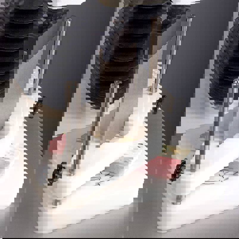 A/USC Universal Sample Clamp Nougat